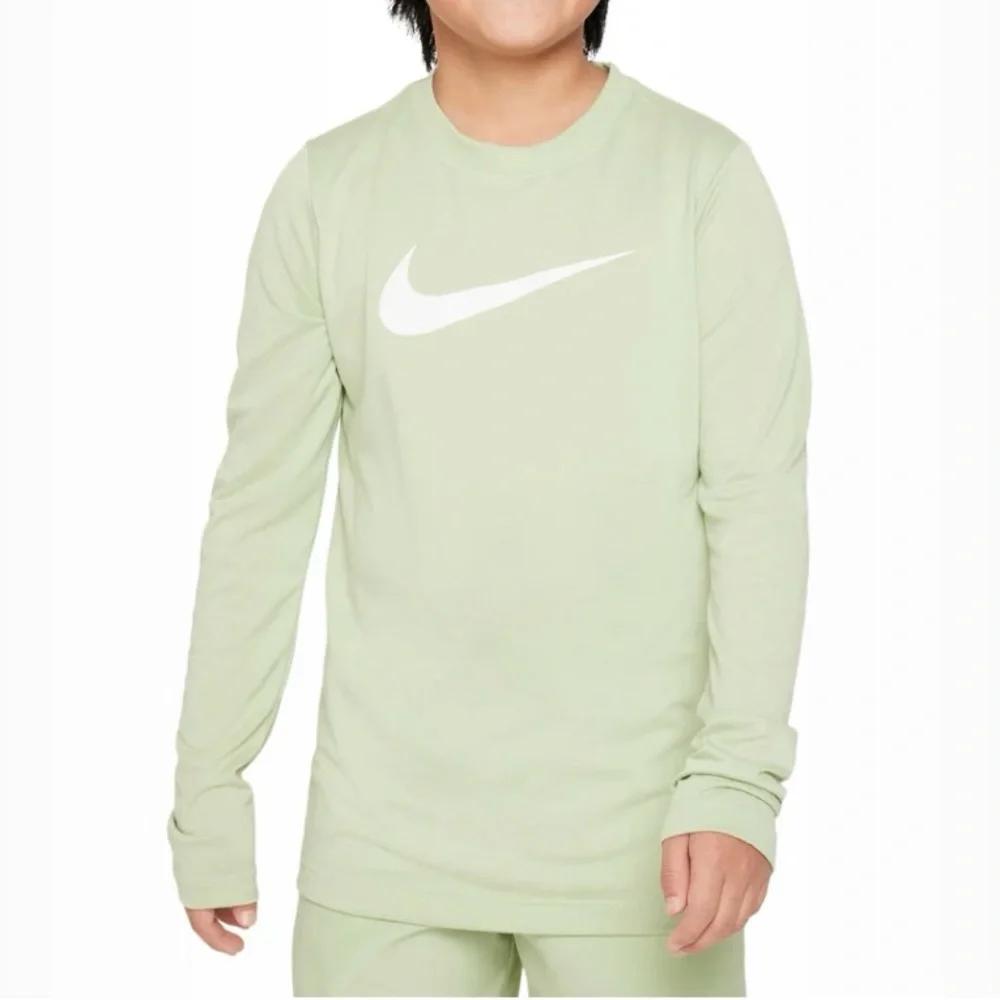 NWT Nike Boys Legend Swoosh Dri-Fit Long Sleeve Training Tee Shirt